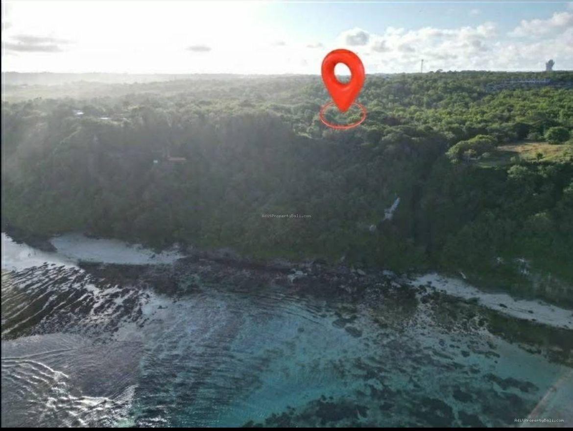 Tanah tebing pantai green bowl jimbaran