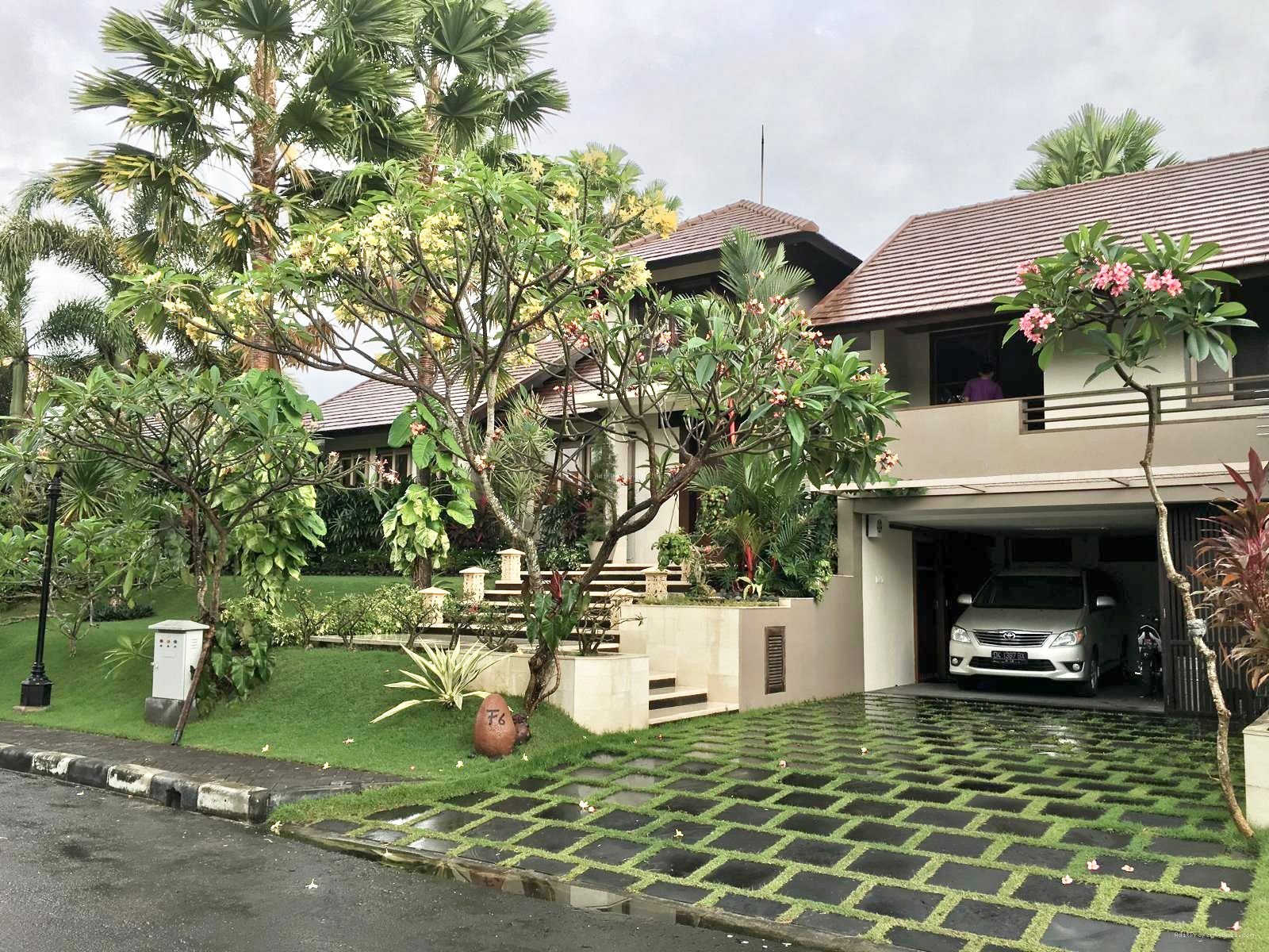 Rumah teras ayung denpasar timur