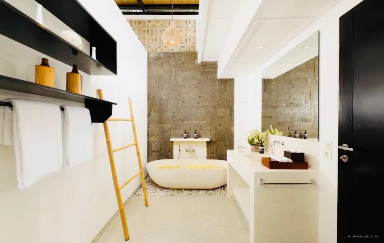 Tanah Beach front pantai pasut tabanan