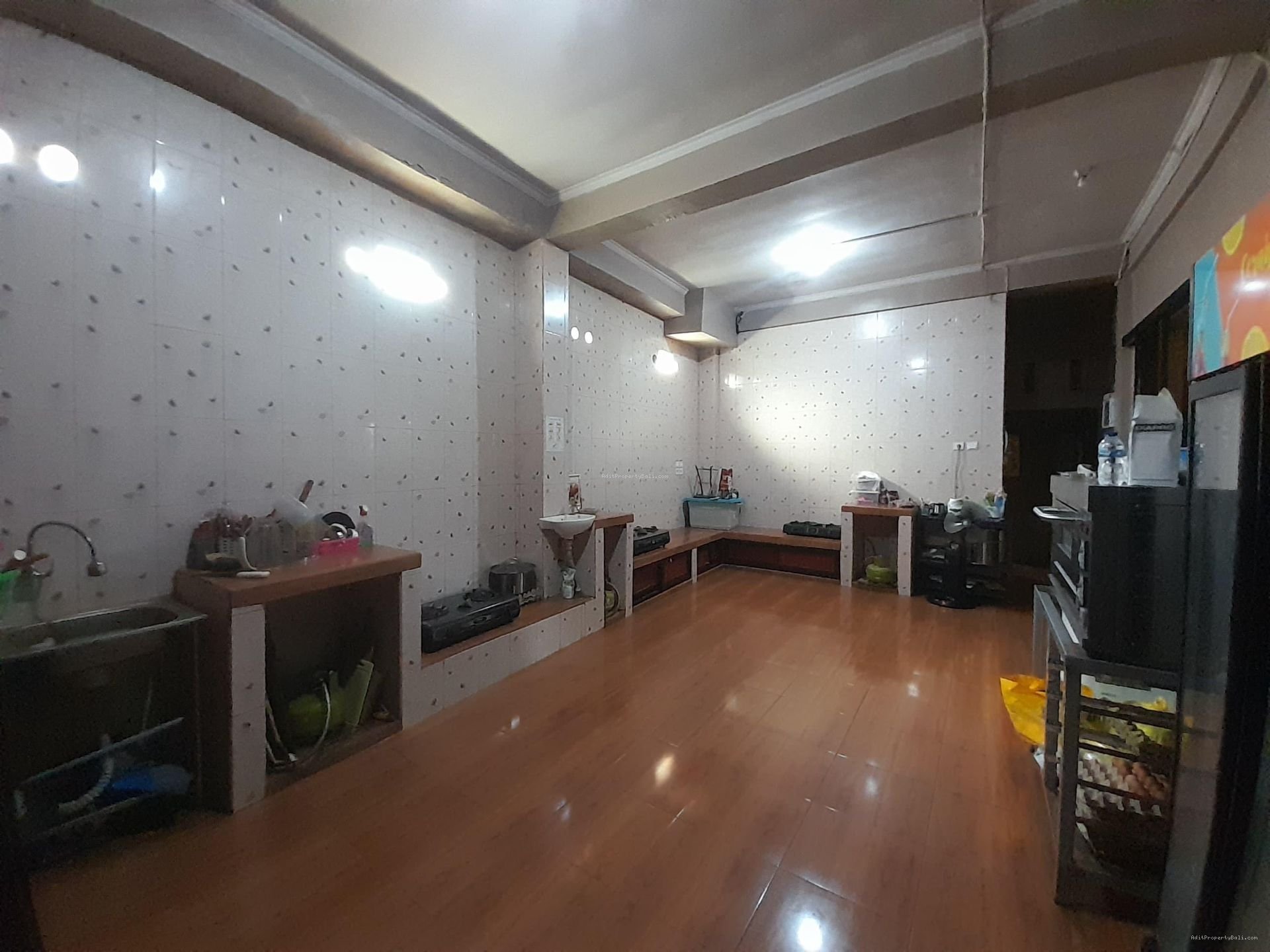 Rumah Pulau Moyo Denpasar Selatan