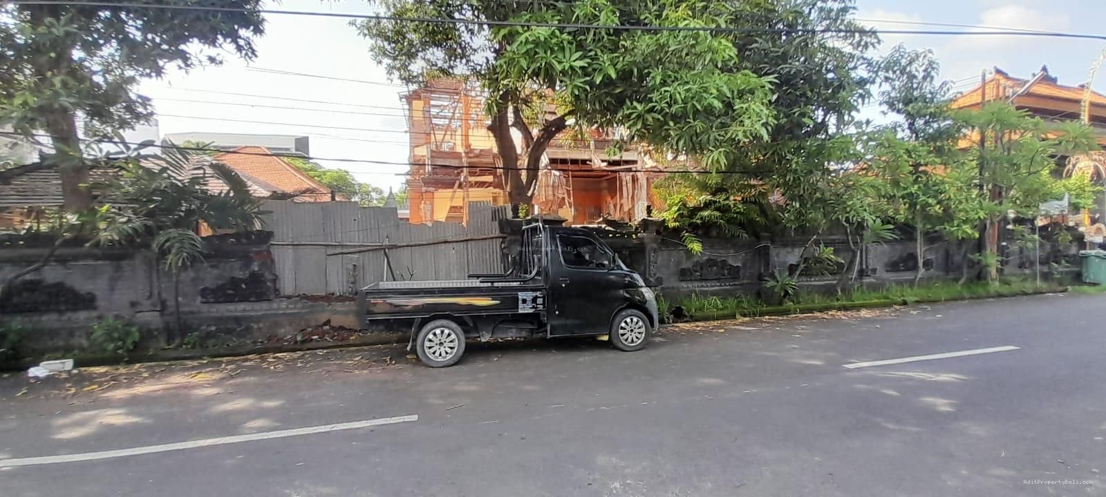 Tanah Tukad Badung Renon Denpasar