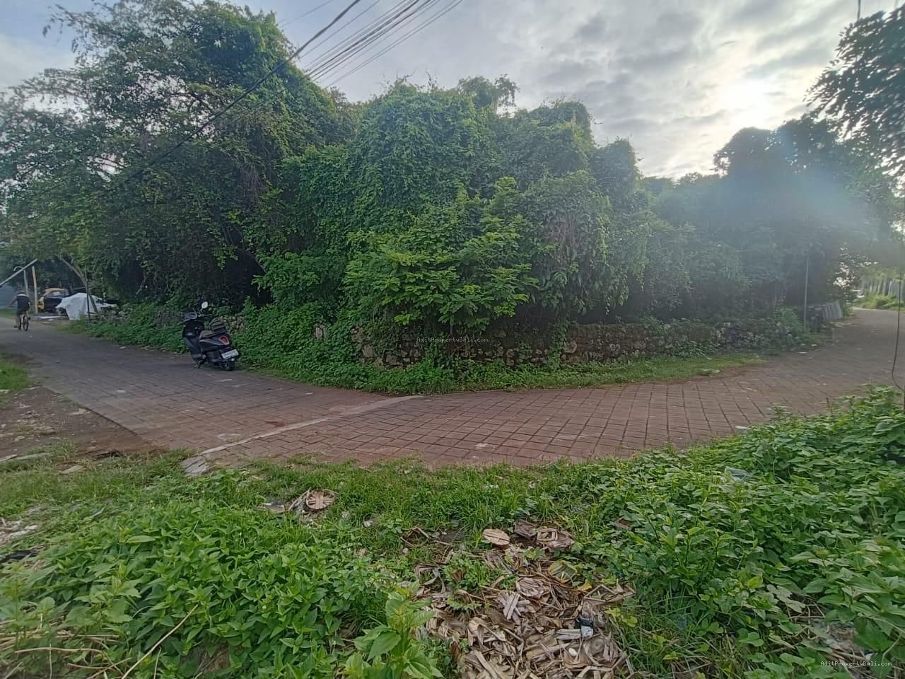 Tanah bukit damai jimbaran