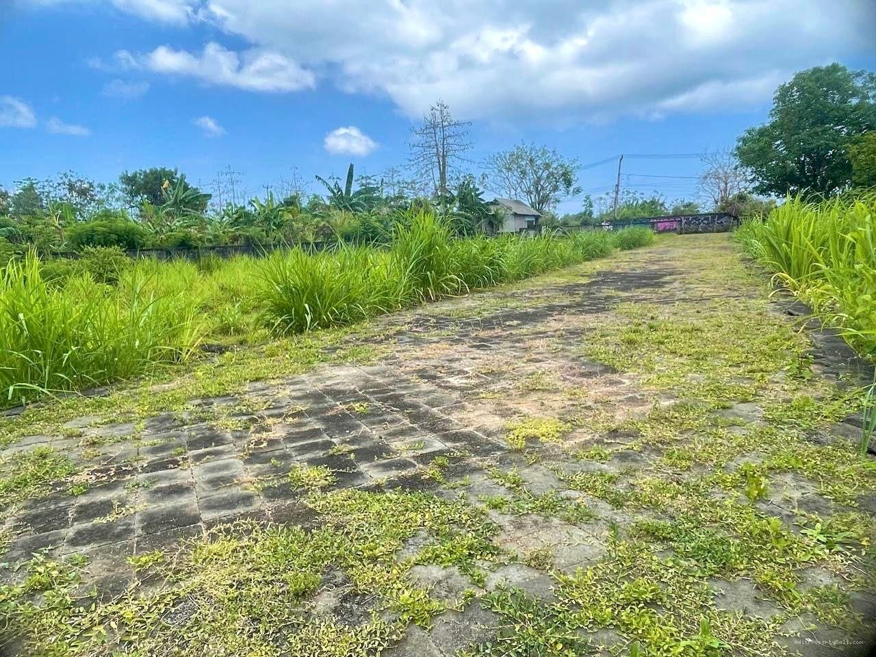 Tanah pantai balangan pecatu