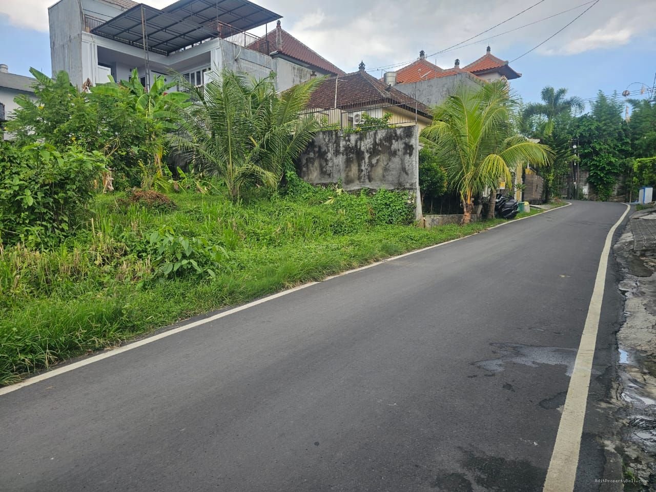 Tanah sari dana cargo