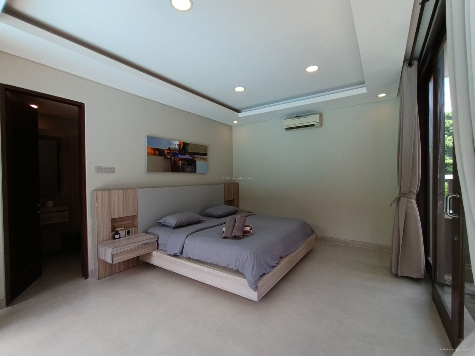 Villa gunung salak kerobokan