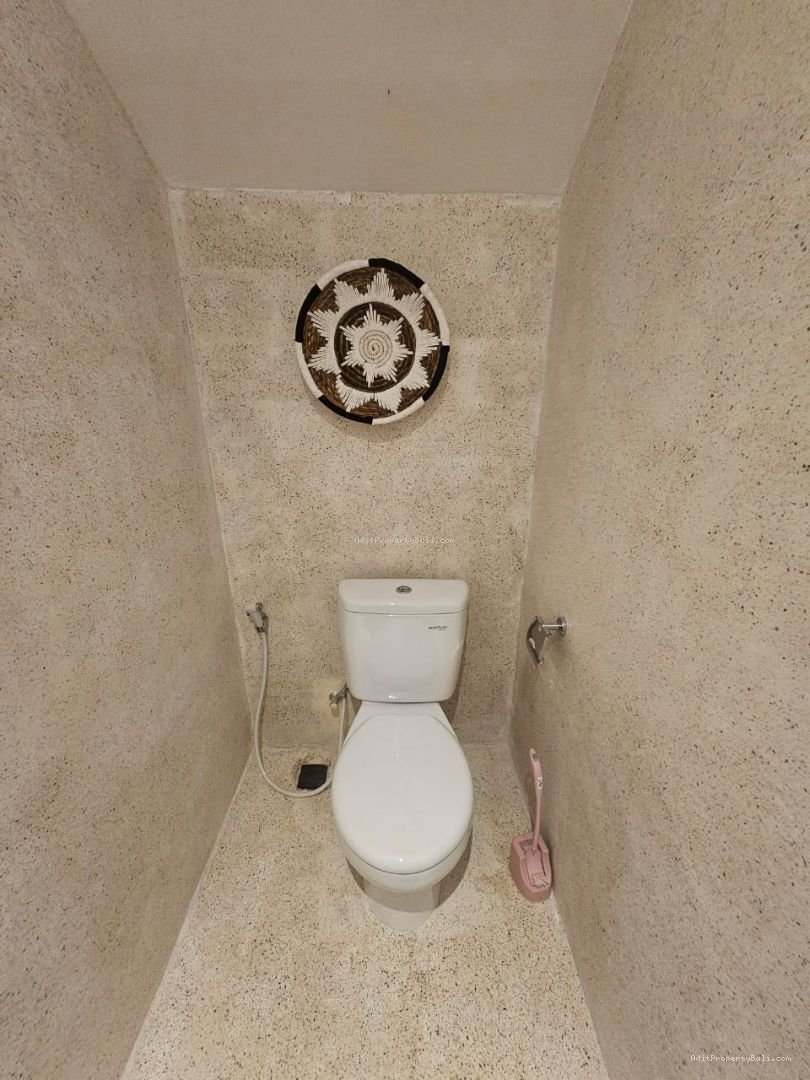 Brand New Villa Modern Mediteranian Semer Kerobokan Badung