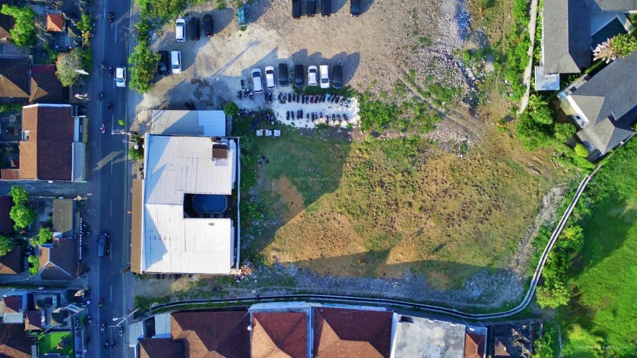 Tanah Raya Pantai Batu Bolong Canggu Badung