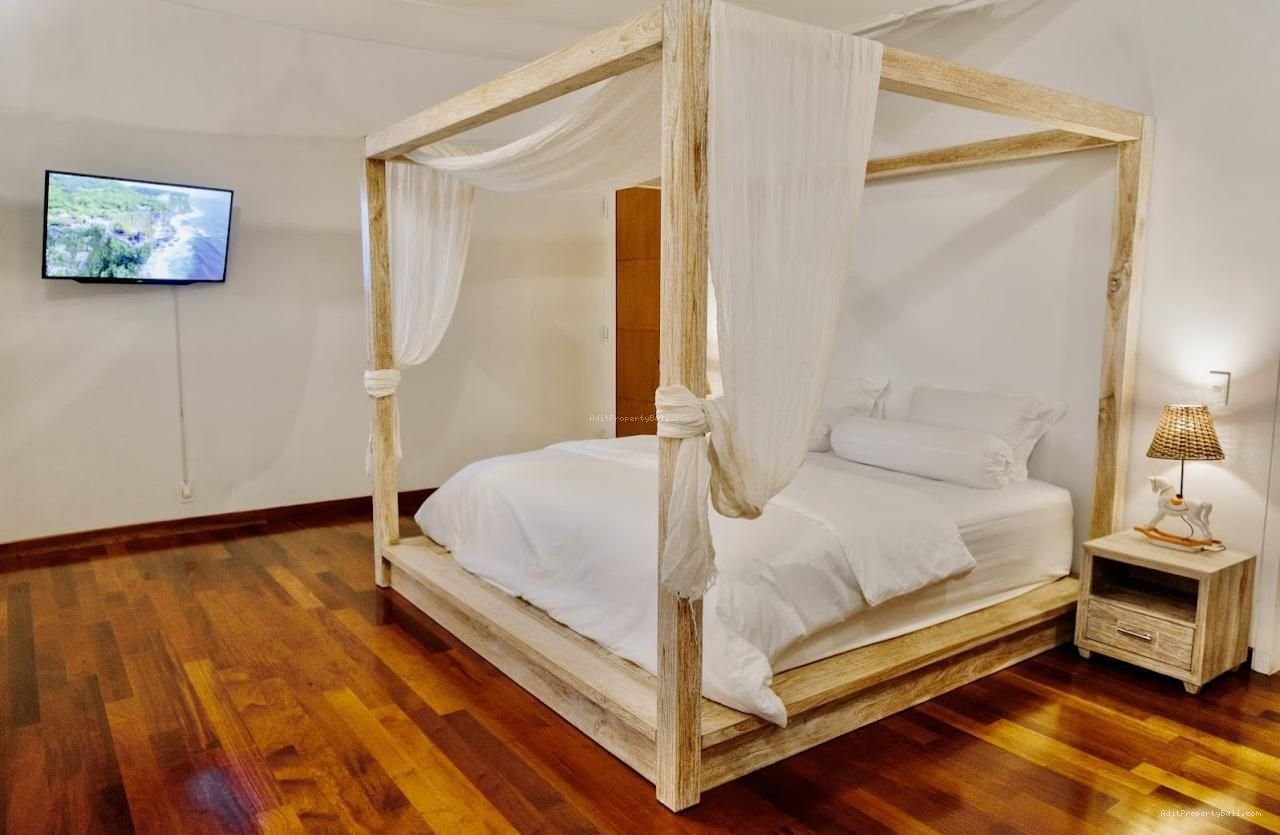 Villa Bumbak Kerobokan Badung