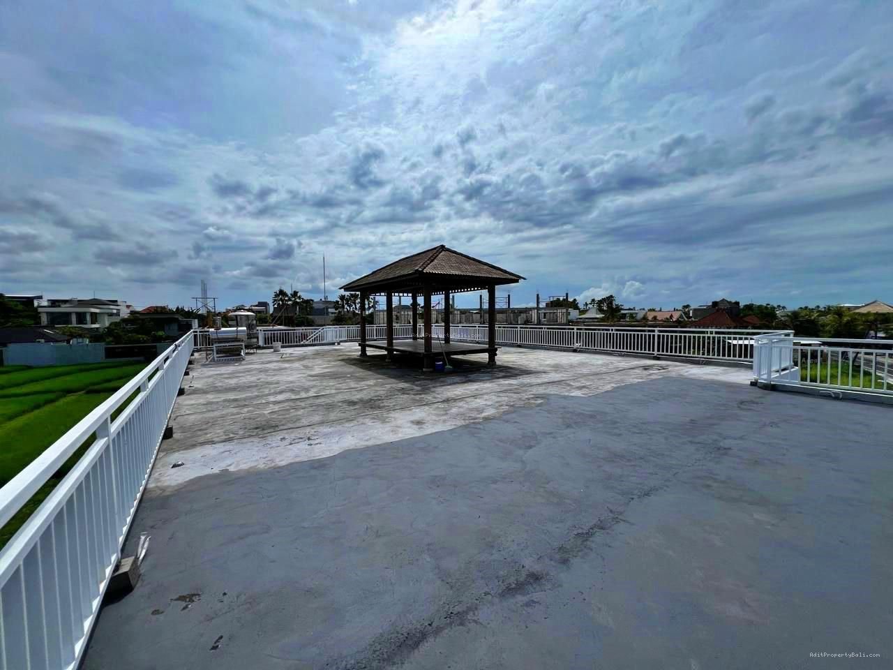 Brand New Villa View Sawah Bumbak Kerobokan Badung