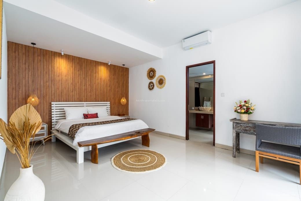 Villa tegal cupek kerobokan