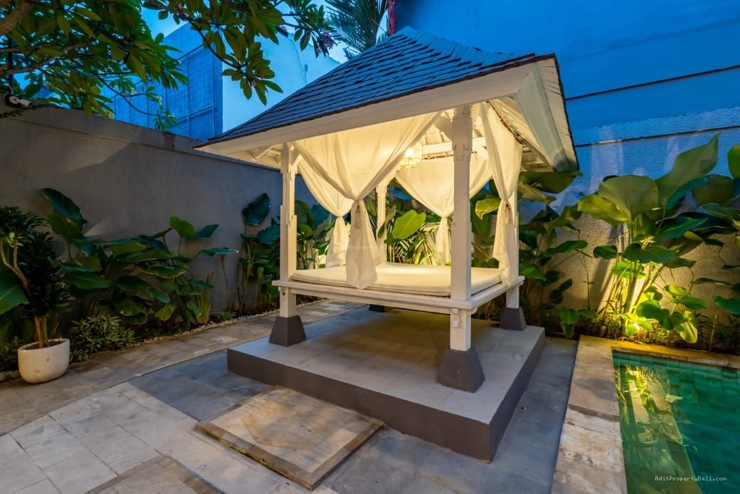 Villa tegal cupek kerobokan