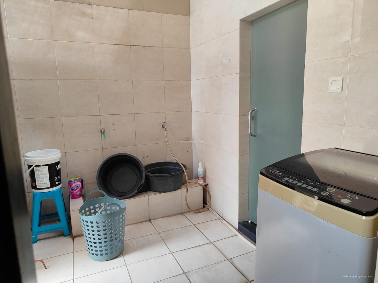 Rumah Gelogor Carik Pemogan Denpasar Selatan