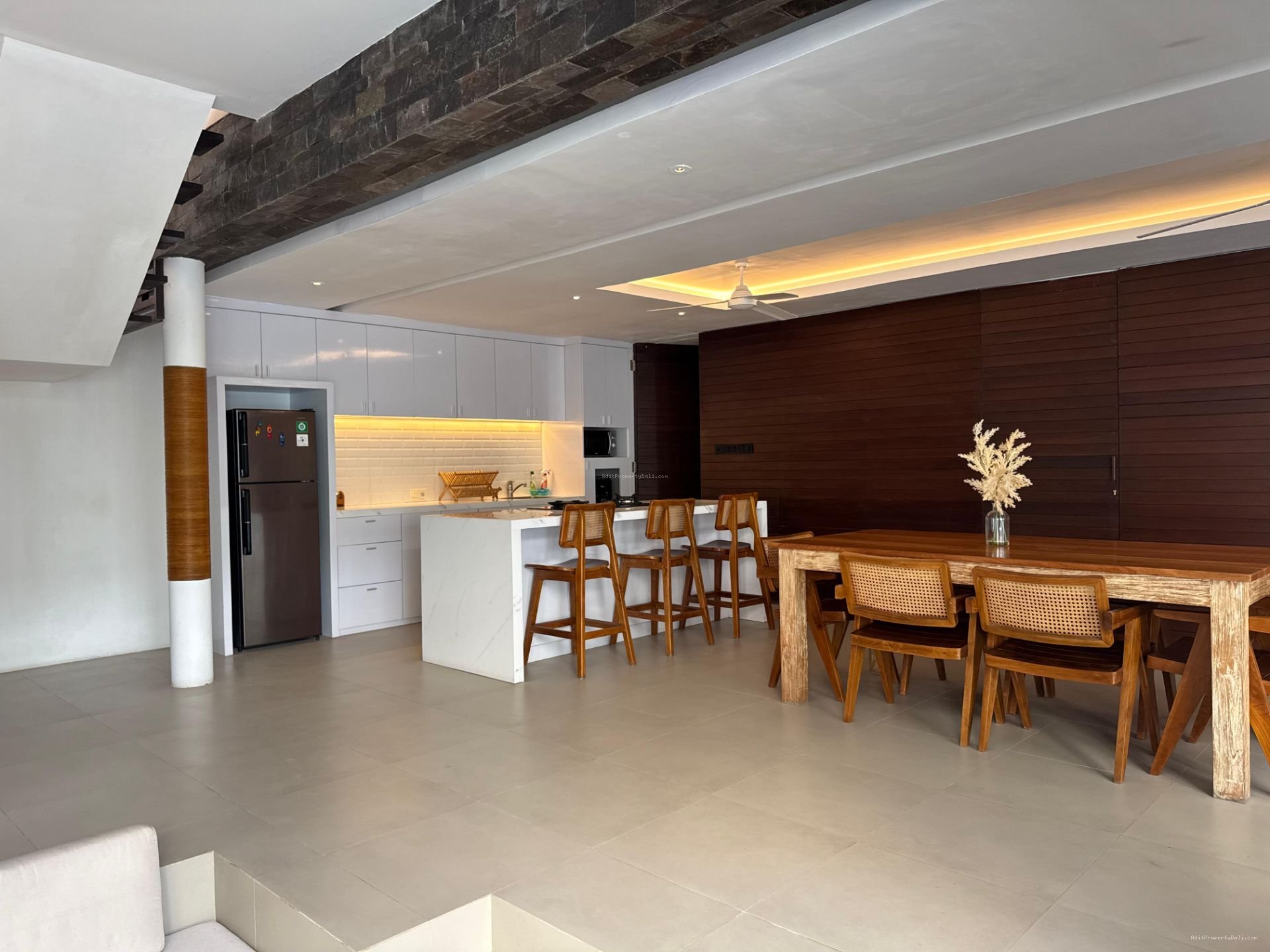 Villa batubolong canggu