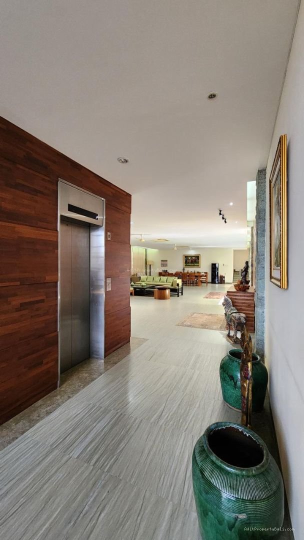 Villa Modern Balinese Style Jimbaran Badung