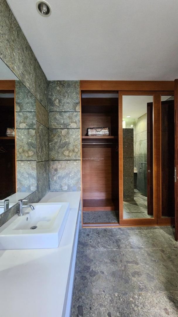 Villa Modern Balinese Style Jimbaran Badung