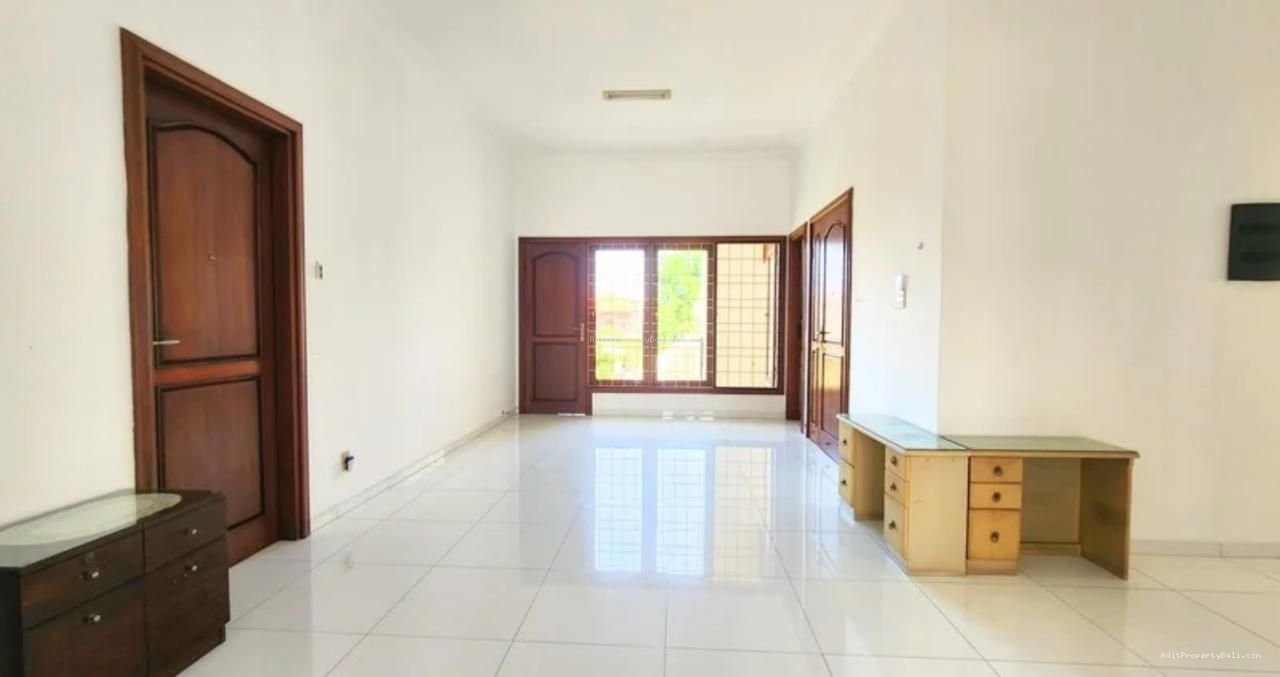 Rumah Tukad Ayung Renon Denpasar