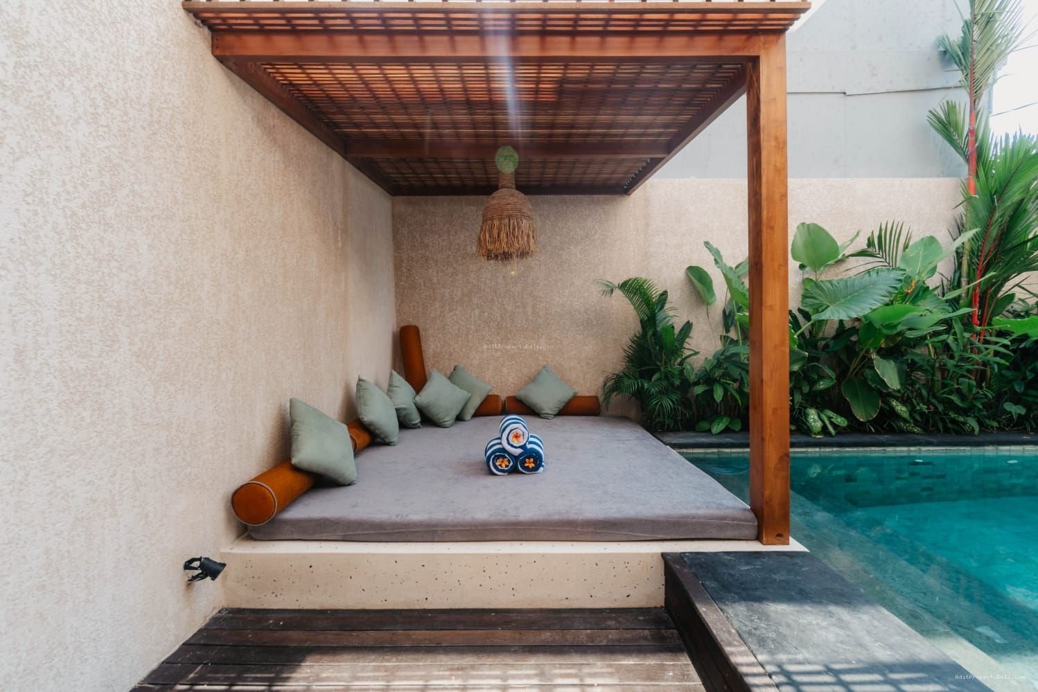 Brand New Villa Gunung Salak Kerobokan Badung