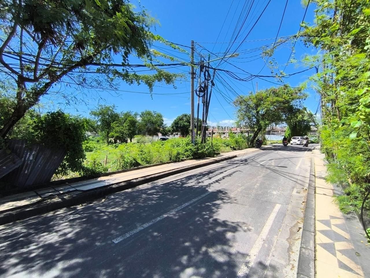 Tanah drupadi seminyak bali