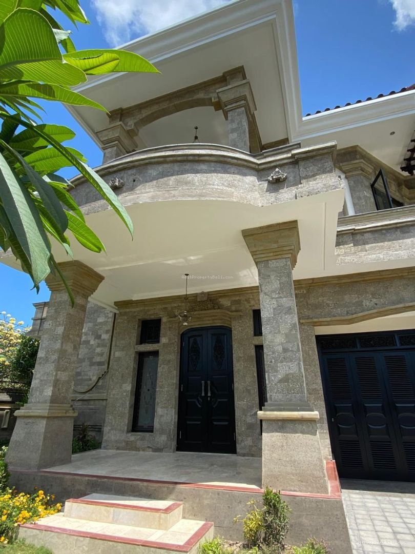 Rumah Moh yamin Renon