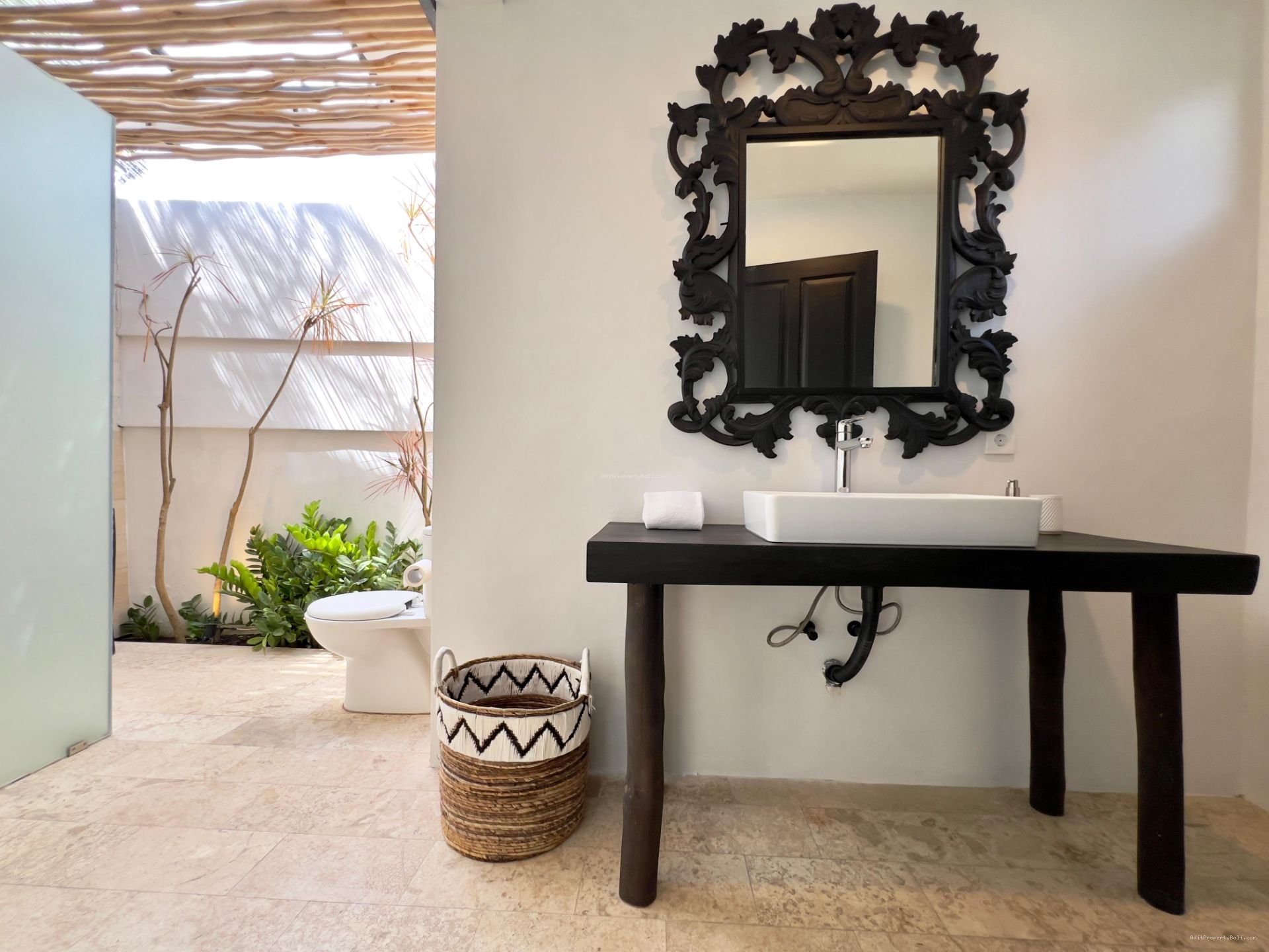 Villa Batu Bolong Canggu Badung