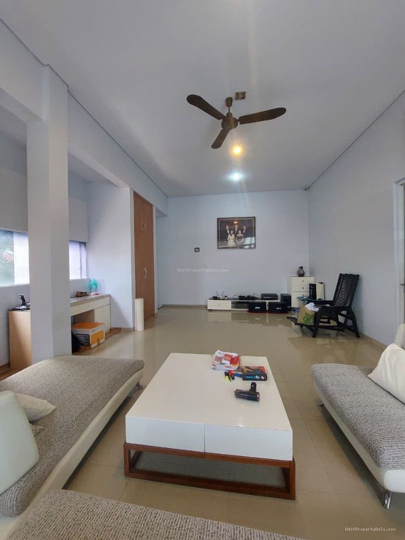 Villa Minimalis Gunung Salak Kerobokan Badung