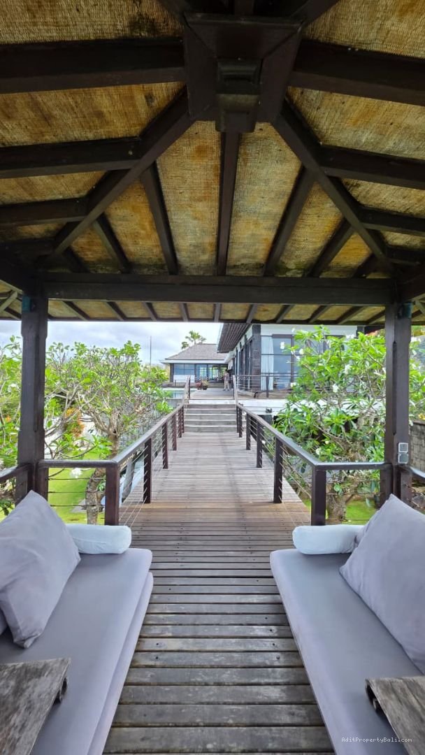 Villa Cliff Edge Ocean View Pandawa Badung