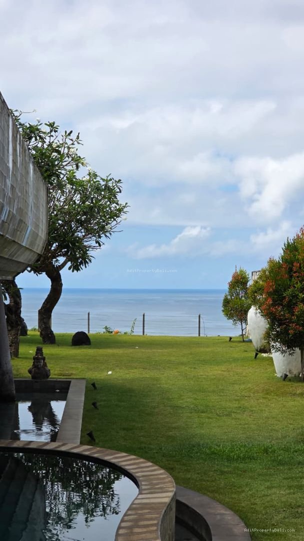 Villa Cliff Edge Ocean View Pandawa Badung