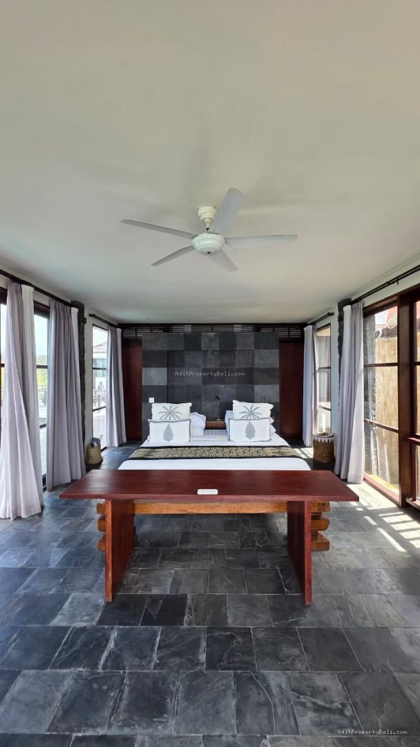 Villa Cliff Edge Ocean View Pandawa Badung