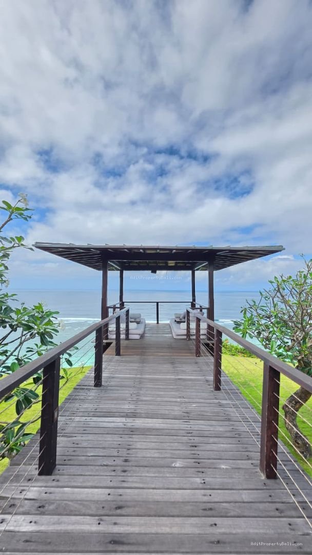 Villa Cliff Edge Ocean View Pandawa Badung