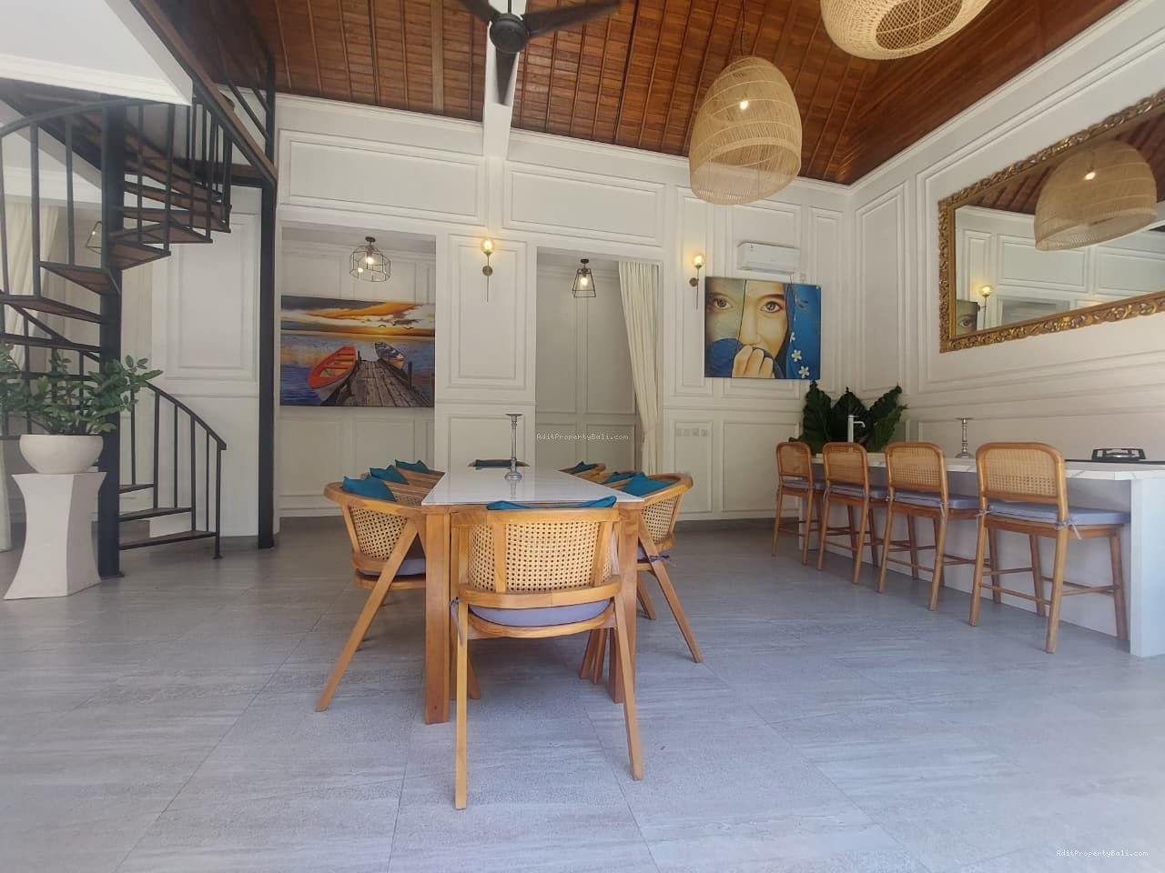 Villa Luxury Bumbak Umalas Kerobokan Badung