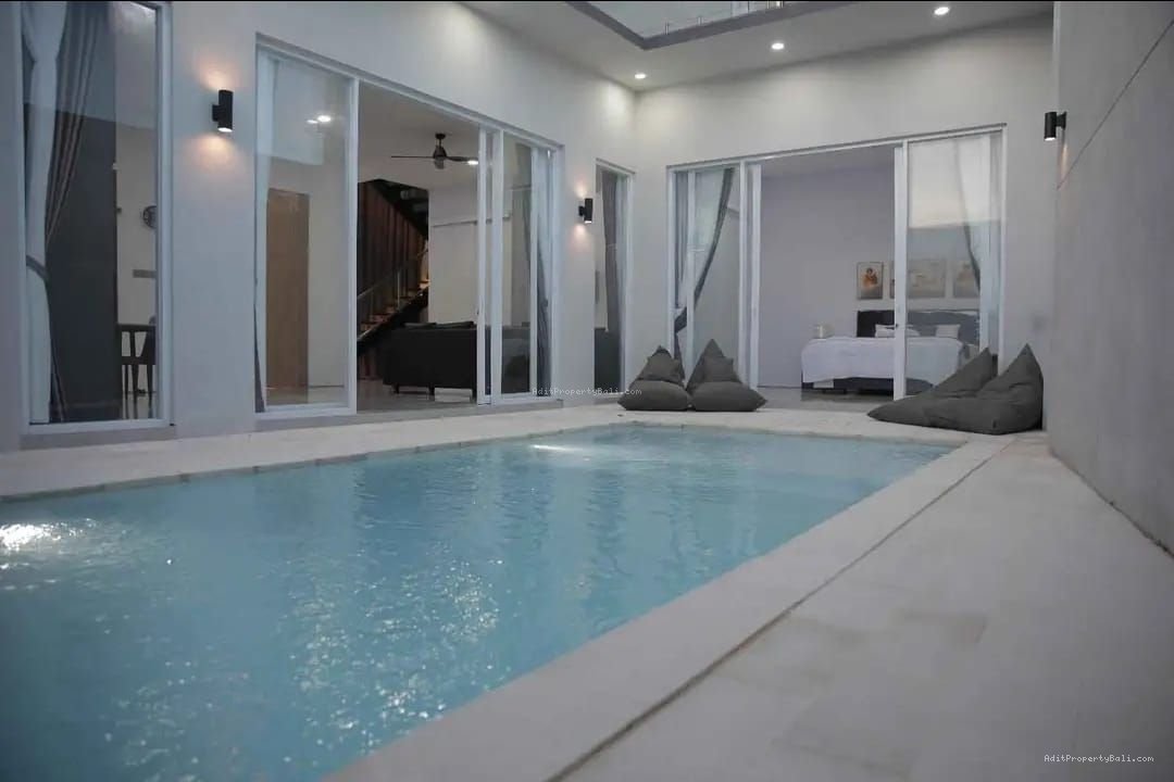 Villa Modern Raya Canggu Badung