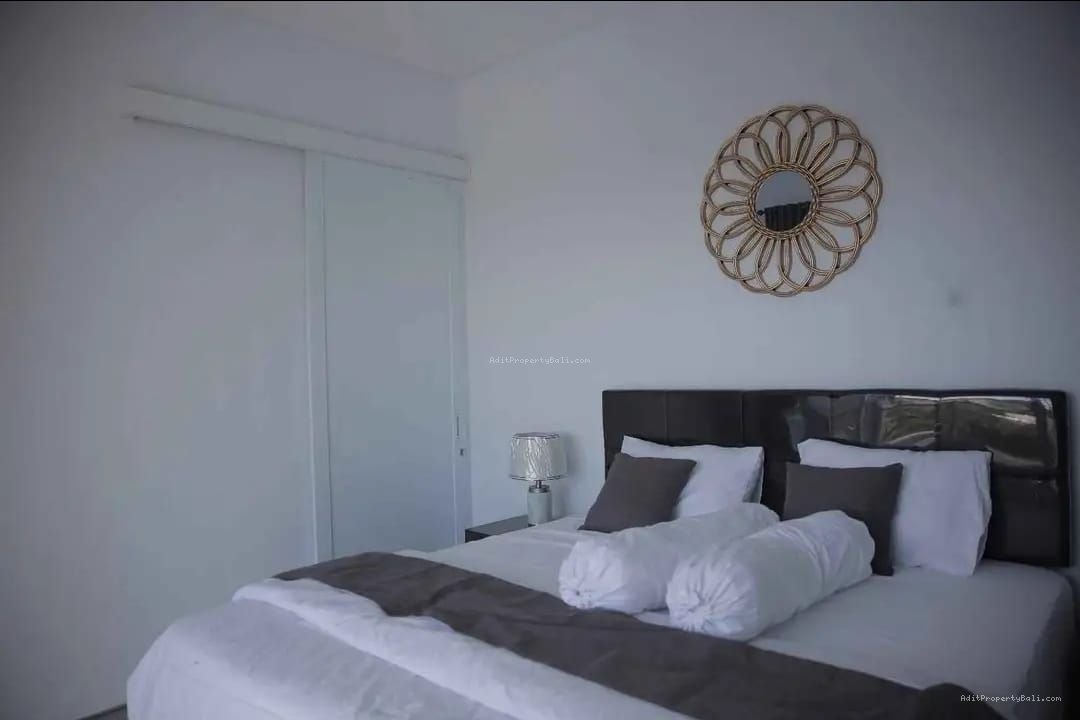 Villa Modern Raya Canggu Badung