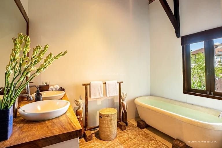 Villa Luxury Tropical Style Berawa Canggu Badung