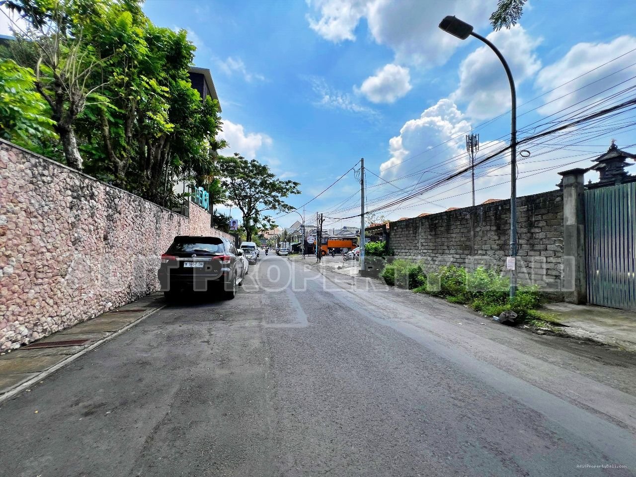 Tanah strategis dewi sri kuta