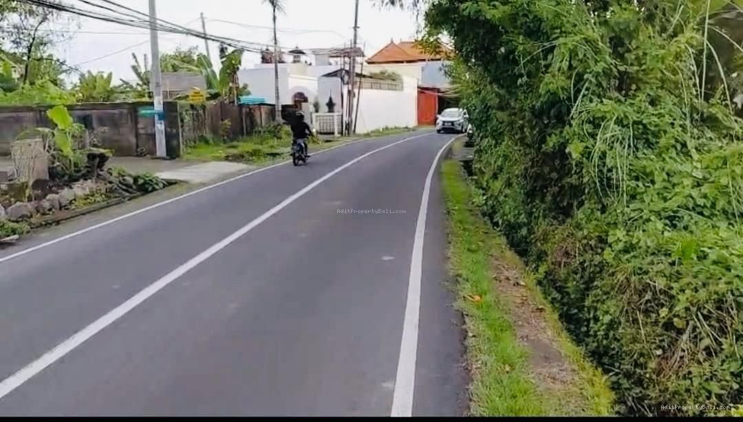 Tanah raya tumbak bayuh mengwi