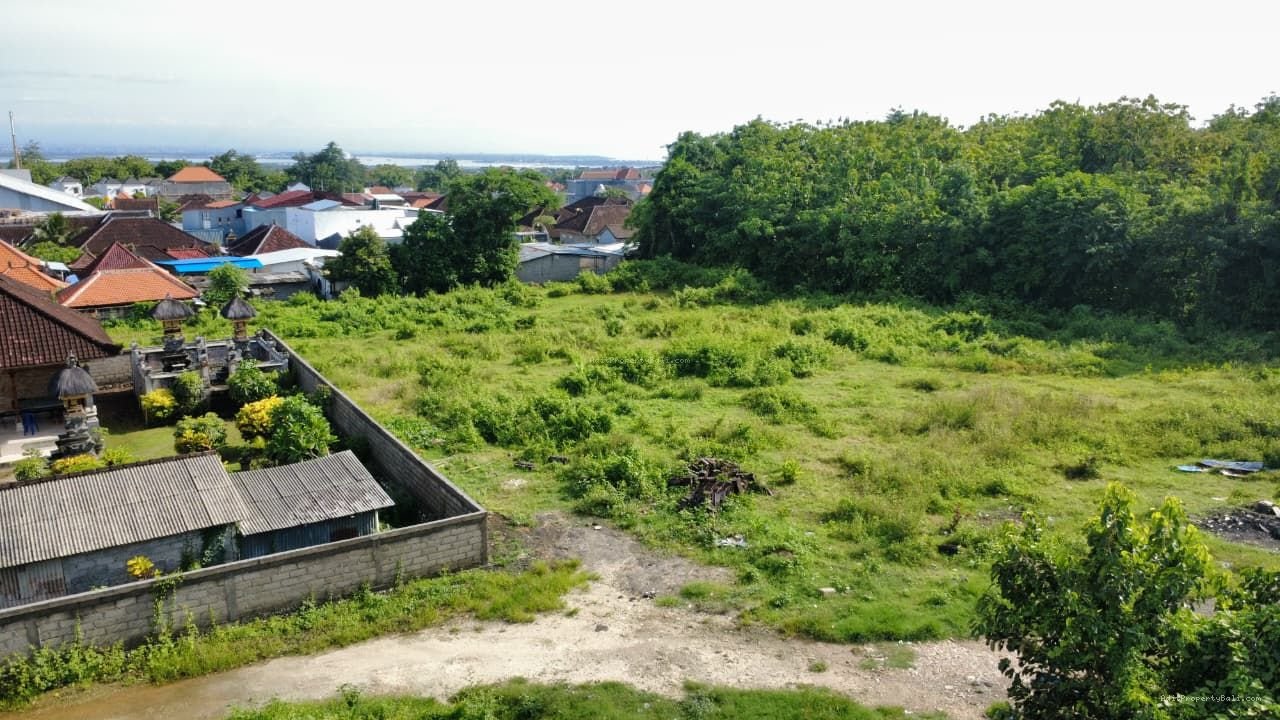 Tanah goa gong jimbaran