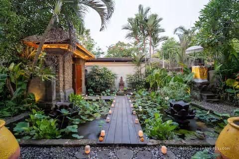 Villa mewah pantai cemagi bali