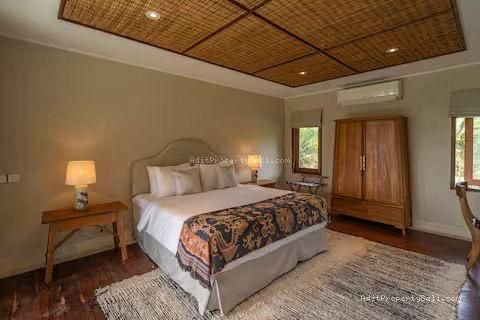 Villa mewah pantai cemagi bali