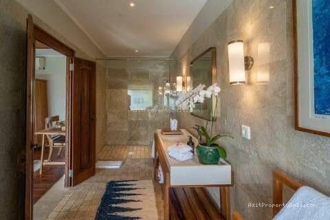 Villa mewah pantai cemagi bali