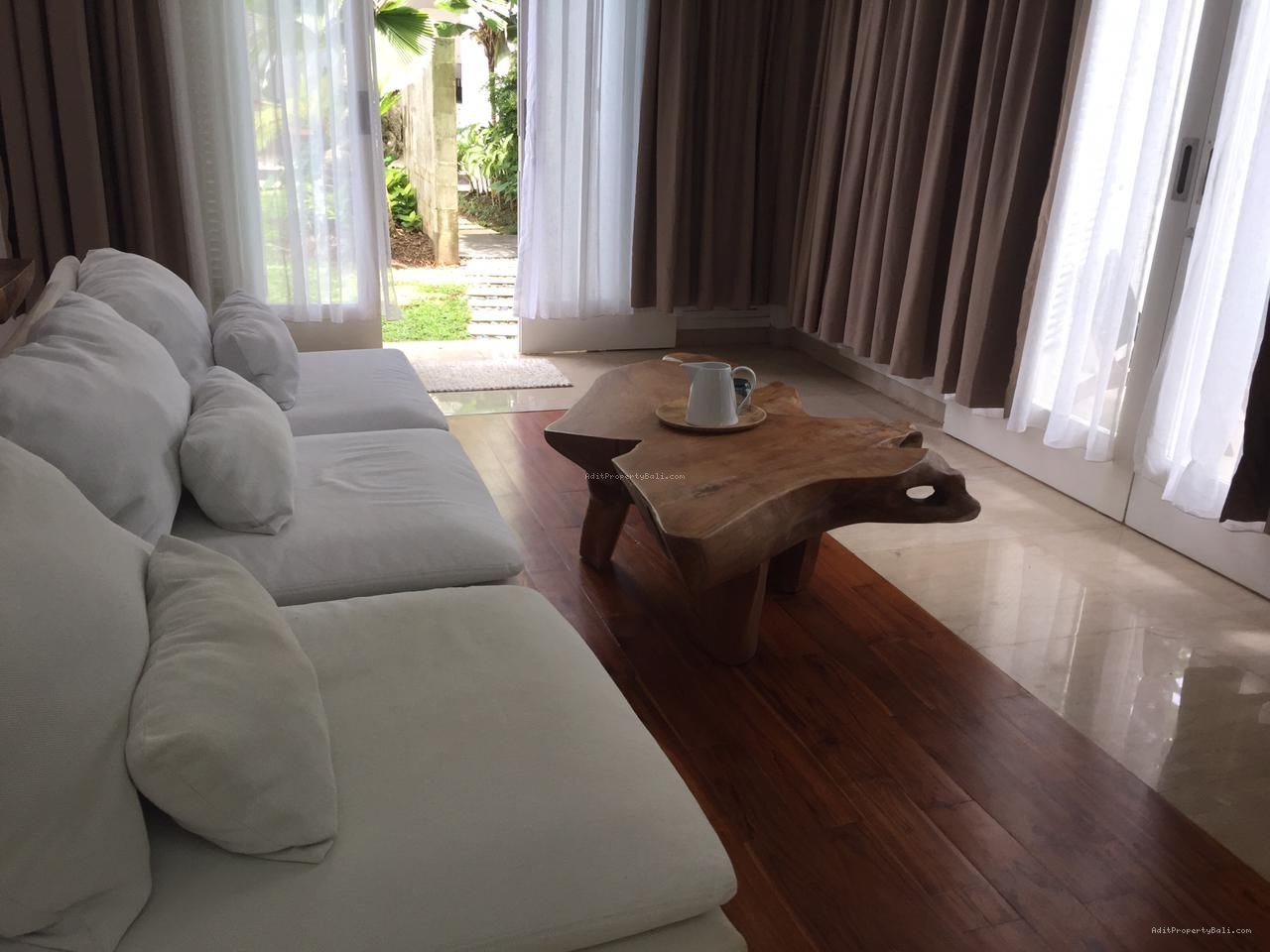 Villa Pantai Berawa Canggu Badung Bali