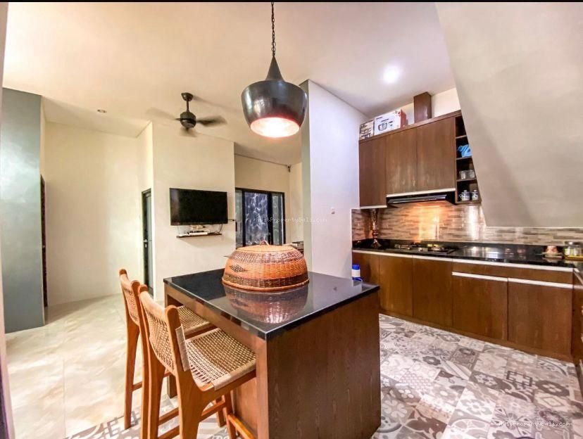 Rumah Kesambi Kerobokan Badung Bali