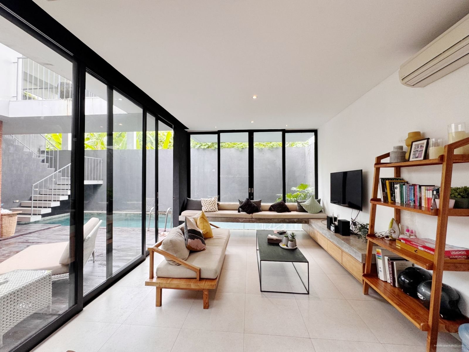 Villa modern berawa canggu bali