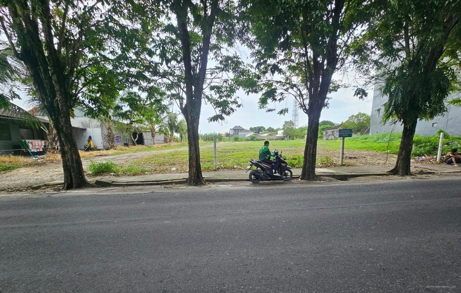 Tanah Raya Canggu Badung