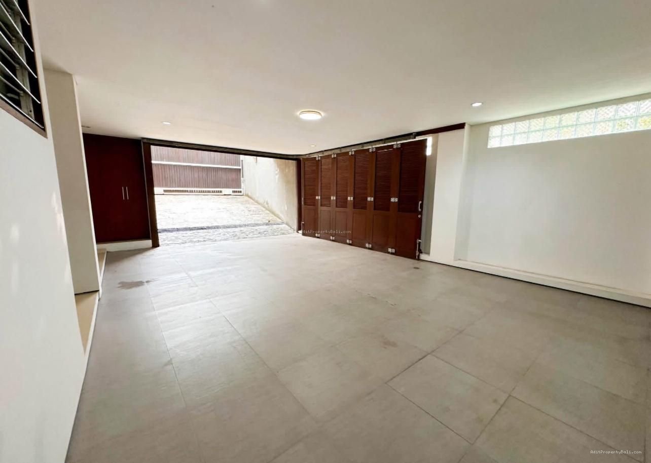 Rumah turun harga gatot subroto denpasar barat