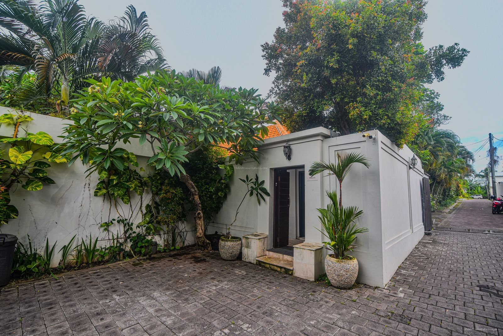 Villa Umalas Kerobokan Kuta Utara Badung Bali