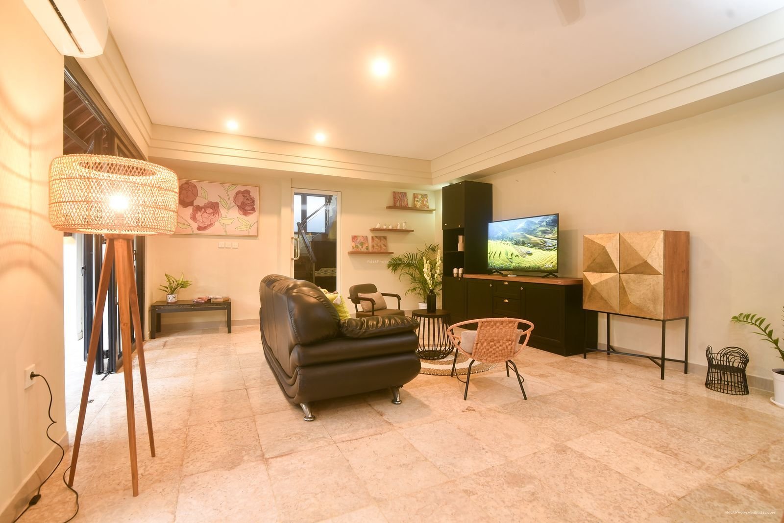 Villa Umalas Kerobokan Kuta Utara Badung Bali