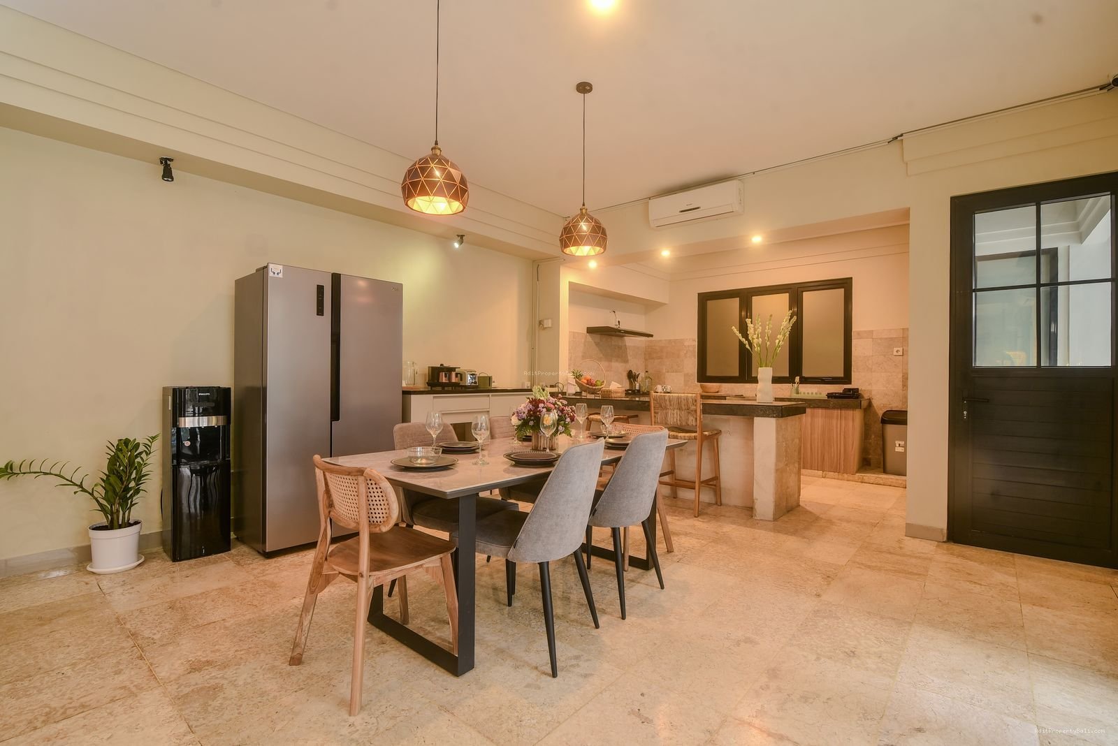 Villa Umalas Kerobokan Kuta Utara Badung Bali