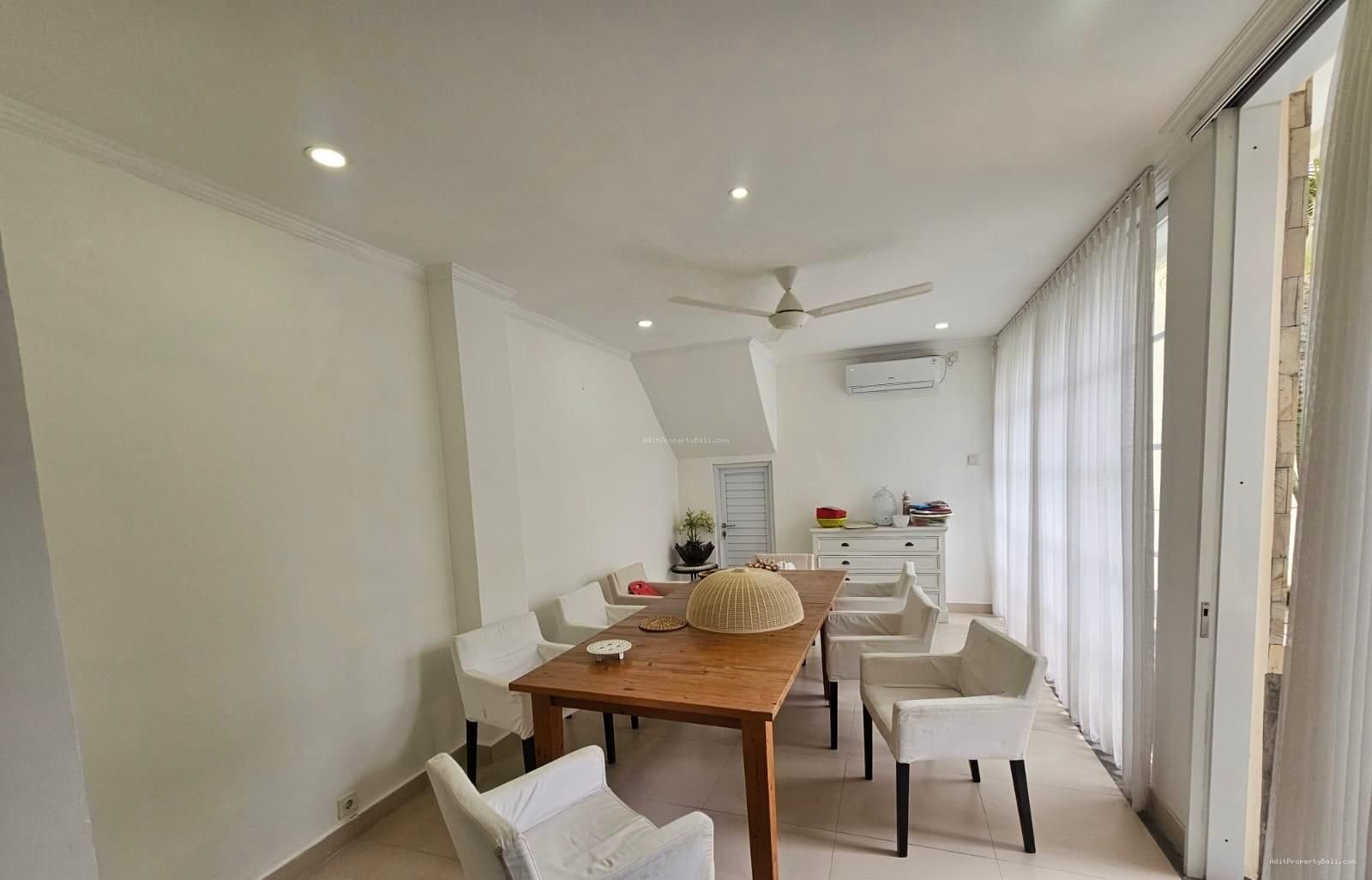 Villa semer kerobokan bali