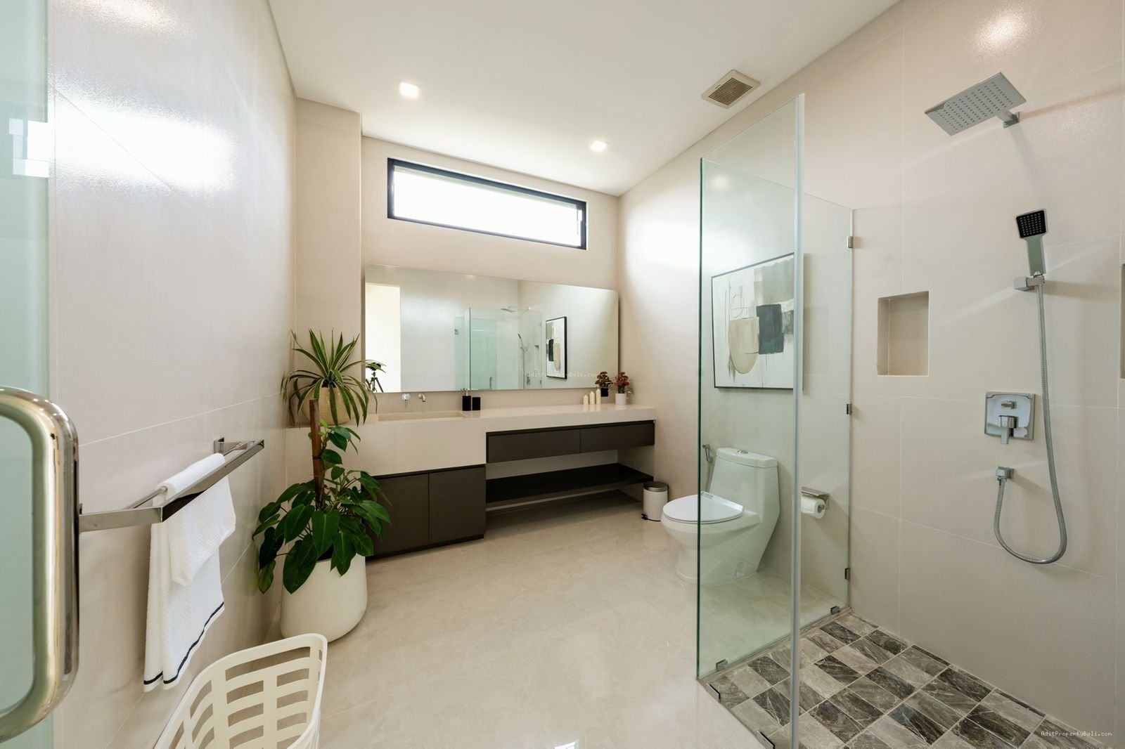 Villa Mewah Modern Minimalis Berawa Canggu Bali