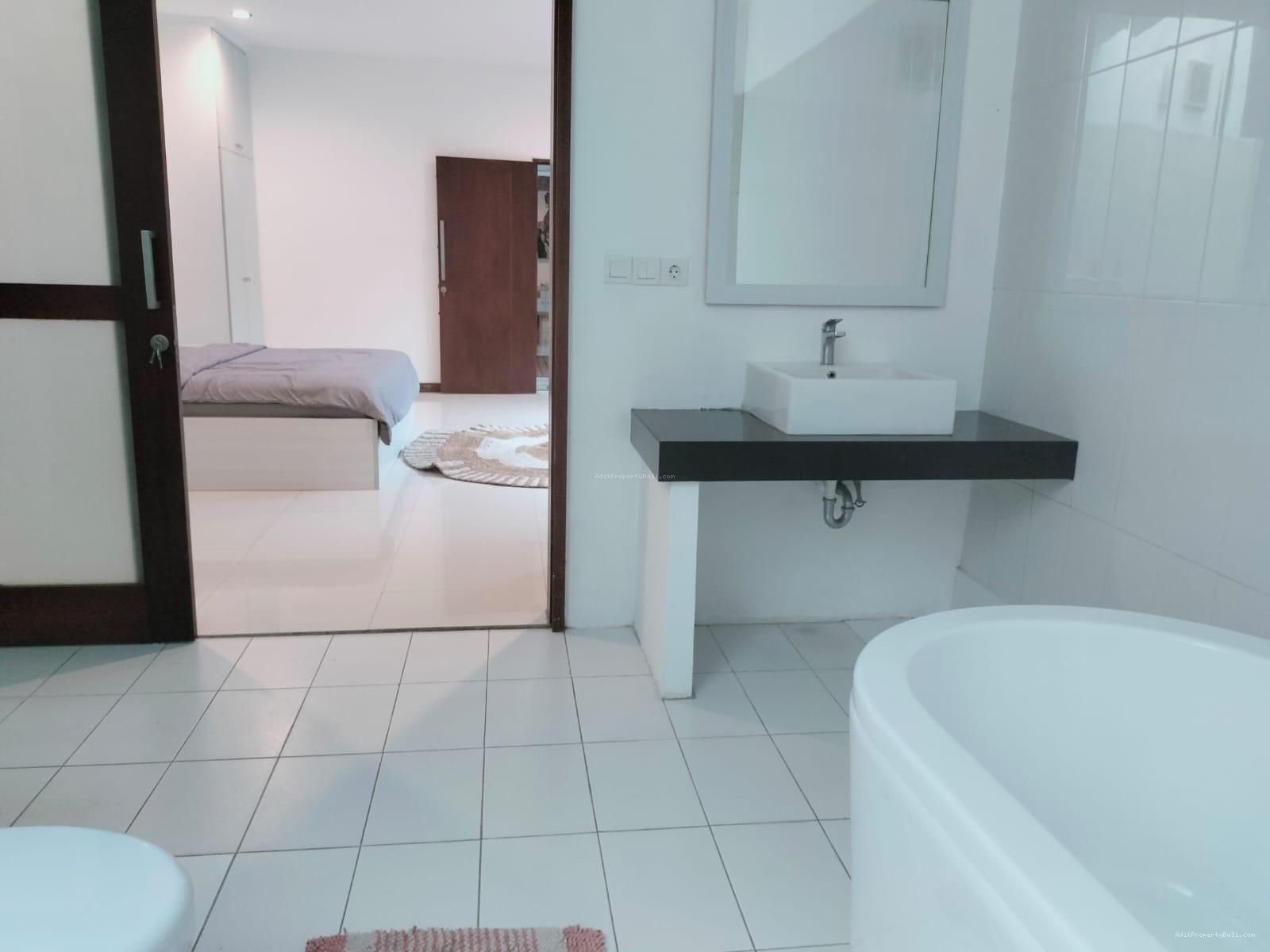 Villa Canggu Tibubeneng Badung Bali